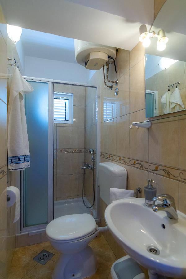 Apartman Haus Maja Banjol Екстер'єр фото