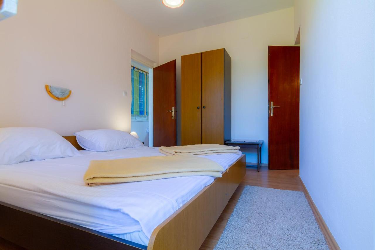 Apartman Haus Maja Banjol Екстер'єр фото