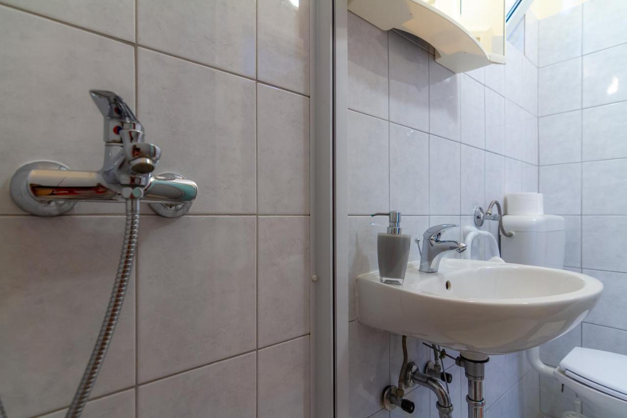 Apartman Haus Maja Banjol Екстер'єр фото