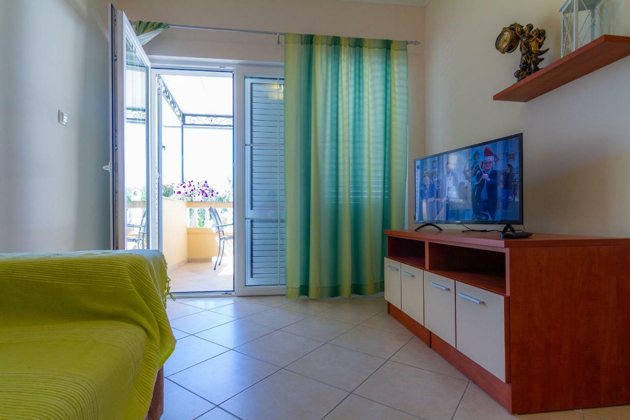 Apartman Haus Maja Banjol Екстер'єр фото