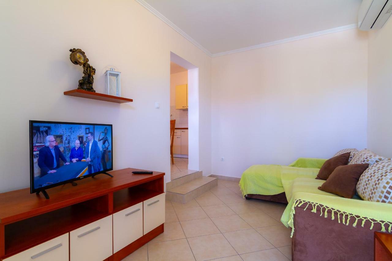 Apartman Haus Maja Banjol Екстер'єр фото